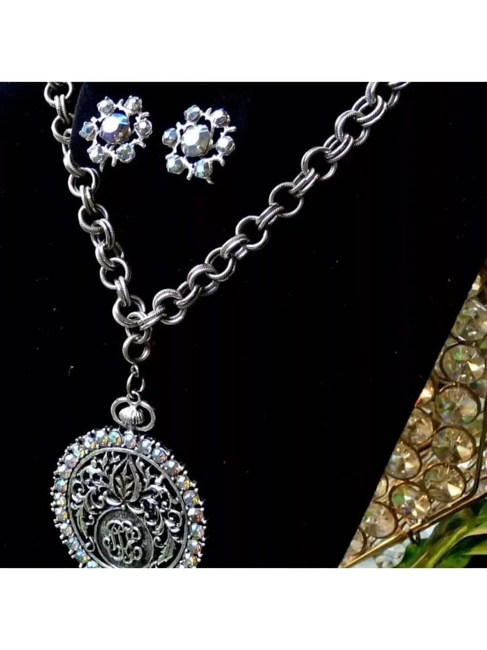 VTG JUDY LEE AB RHINESTONE POCKET WATCH DESIGN PENDANT NECKLACE EARRINGS LOT 20